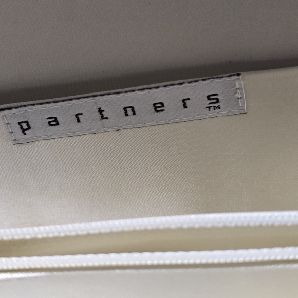 Vintage 1980's Partners Ivory Satin Clutch Purse 48557, 10" X 6 " - Picture 14 of 14